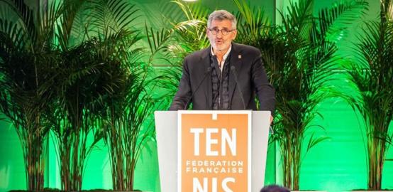 En Guyane, le président de la Fédération française de tennis séduit par le potentiel du territoire